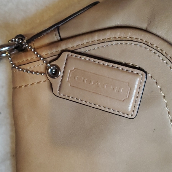 Coach Tan Purse - Picture 6 of 8